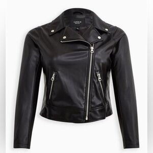 NWOT TORRID Faux Leather Asymmetrical Moto Jacket - Size 2 (18/20)